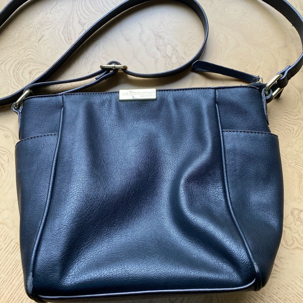Medium sized cross body bag